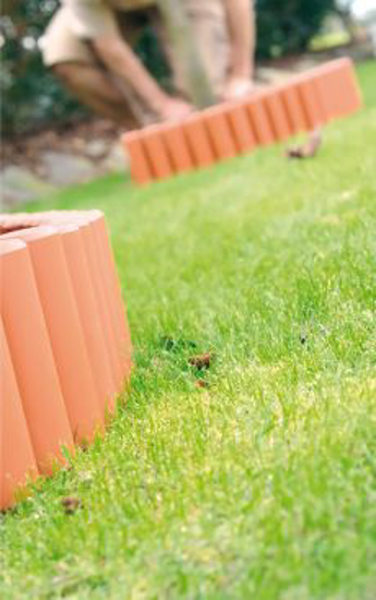 Picture of Garden palisade curb rim the lawn peg ipal 5 2.7m
